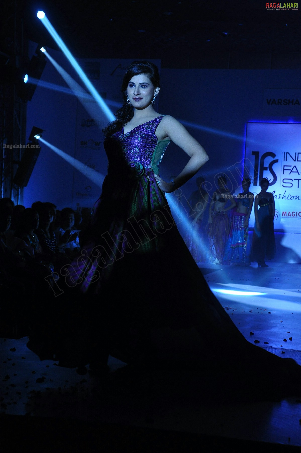 India Fashion Street - Fashion Tour 2012 (Day 2)