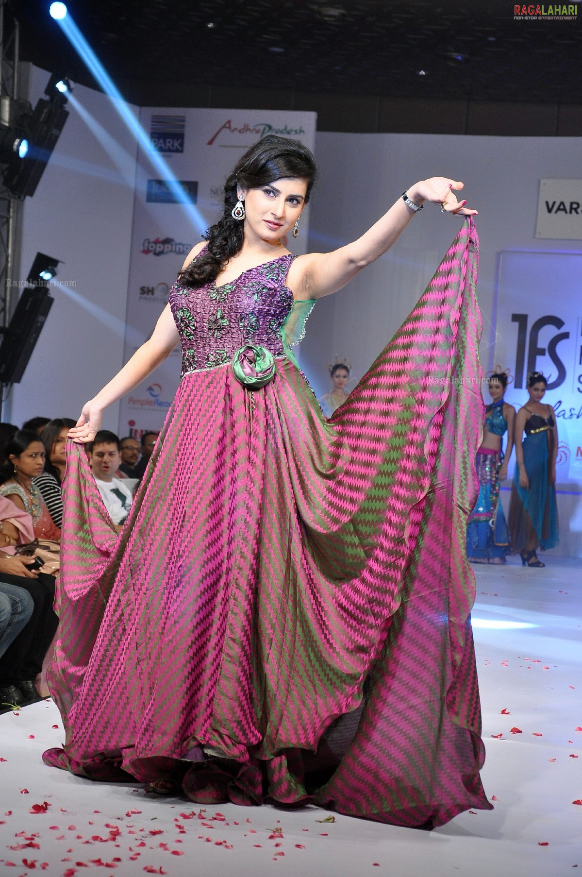 India Fashion Street - Fashion Tour 2012 (Day 2)