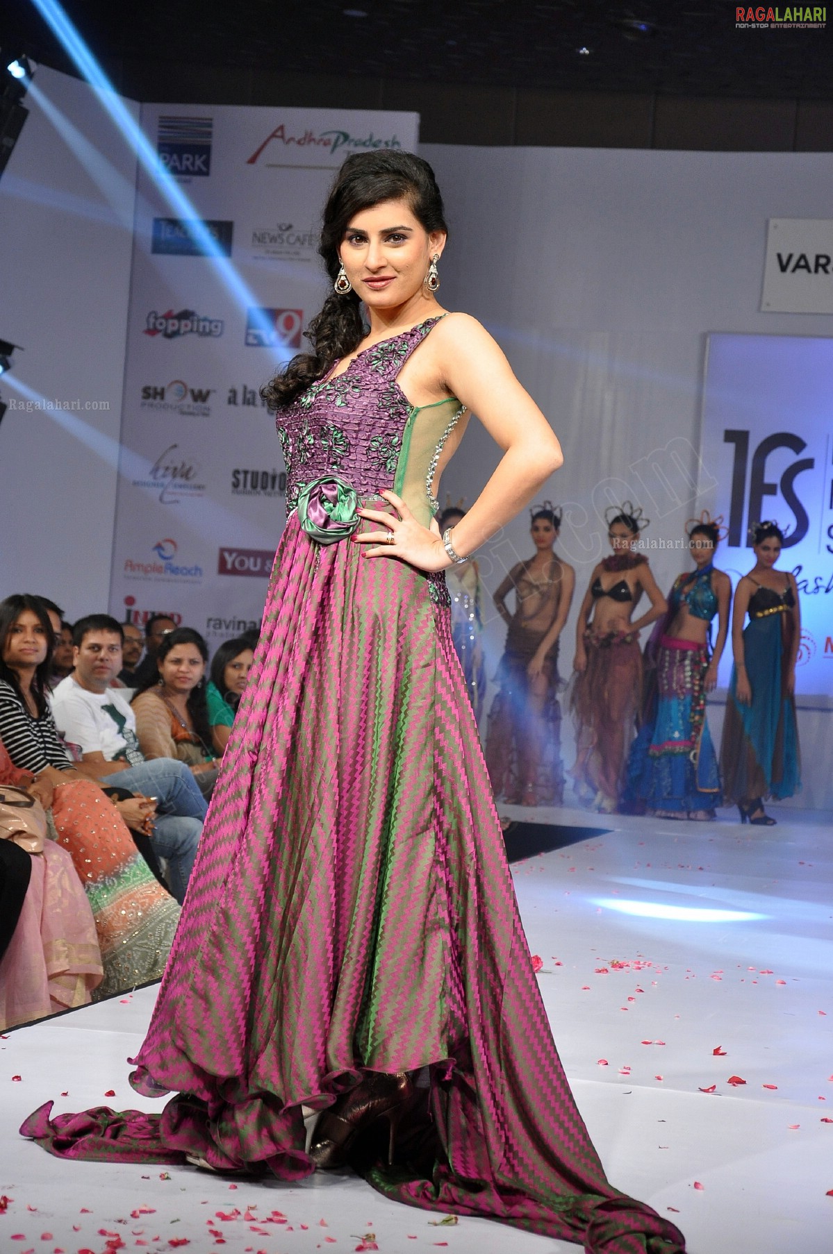 India Fashion Street - Fashion Tour 2012 (Day 2)