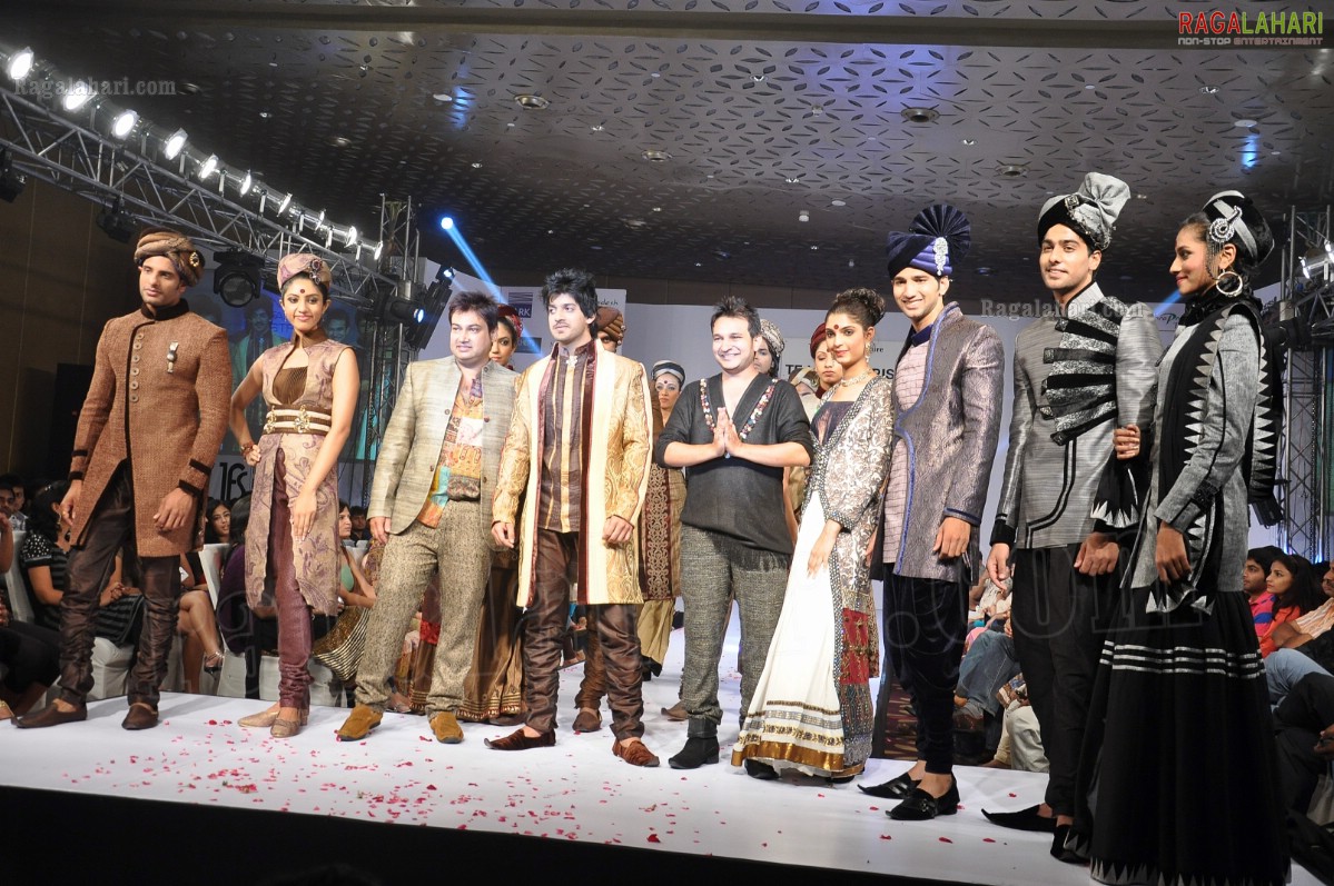 India Fashion Street - Fashion Tour 2012 (Day 2)