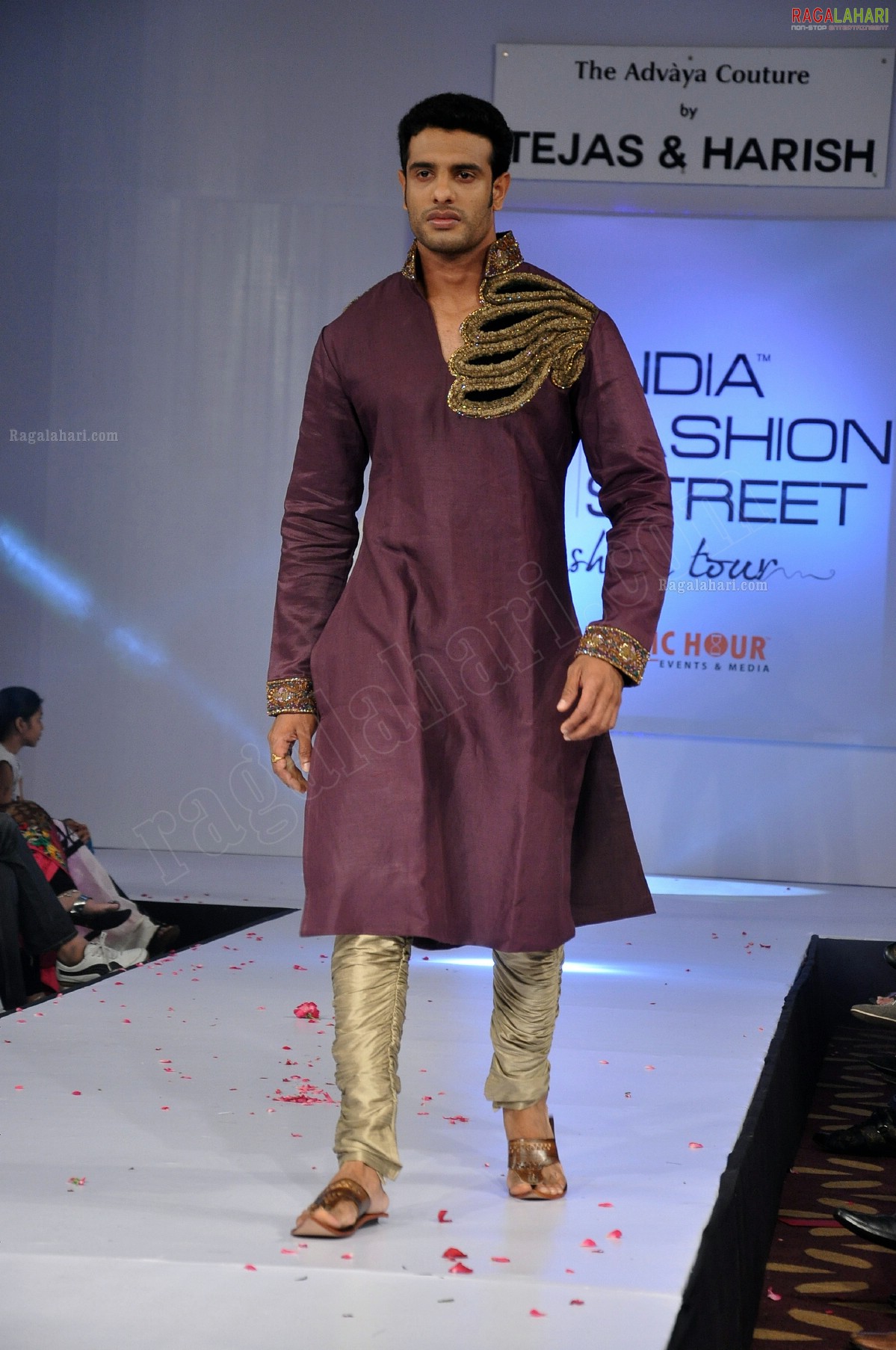 India Fashion Street - Fashion Tour 2012 (Day 2)