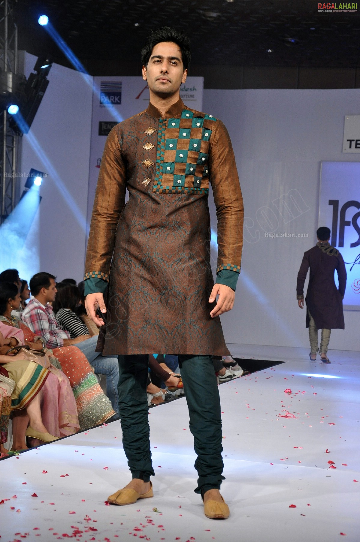 India Fashion Street - Fashion Tour 2012 (Day 2)