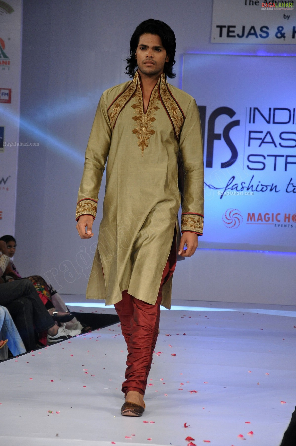 India Fashion Street - Fashion Tour 2012 (Day 2)