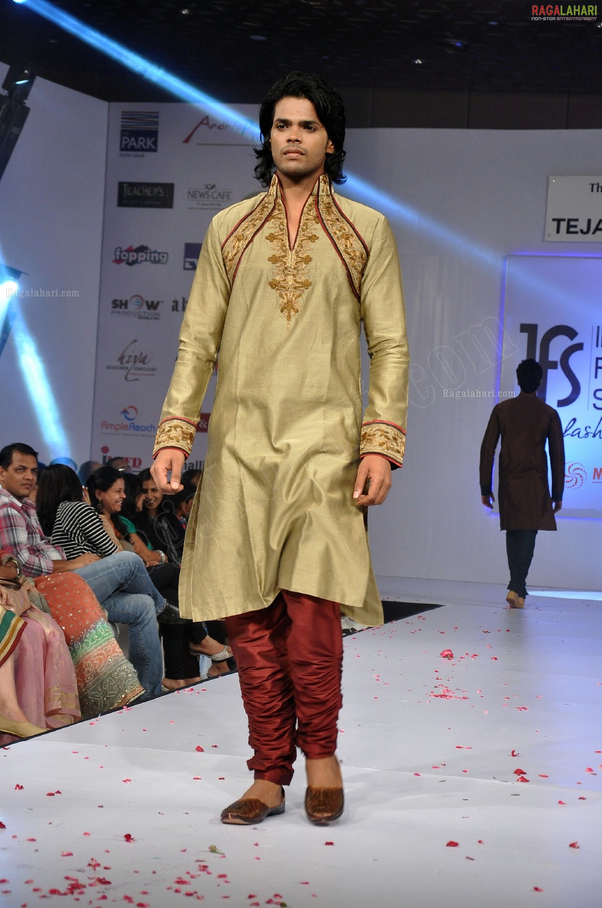 India Fashion Street - Fashion Tour 2012 (Day 2)