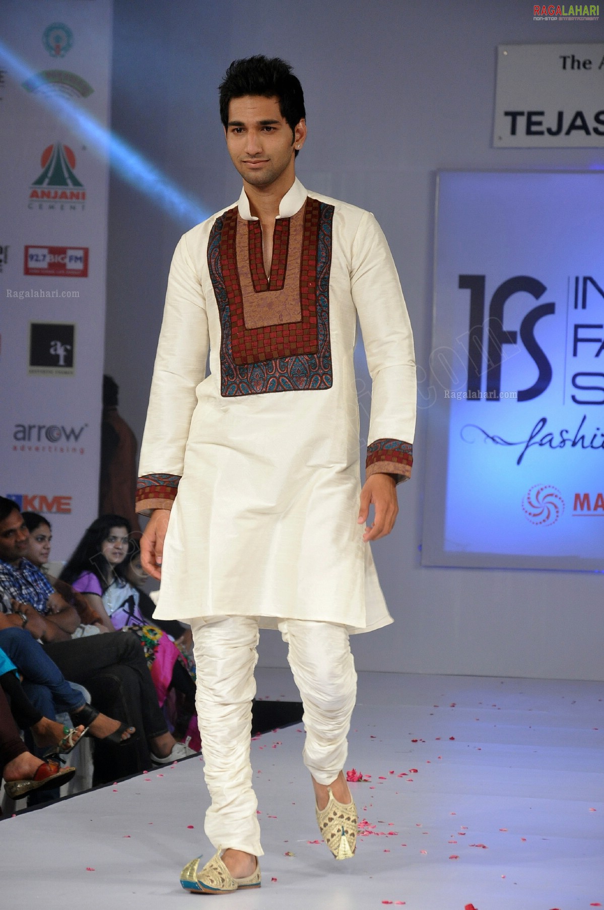 India Fashion Street - Fashion Tour 2012 (Day 2)