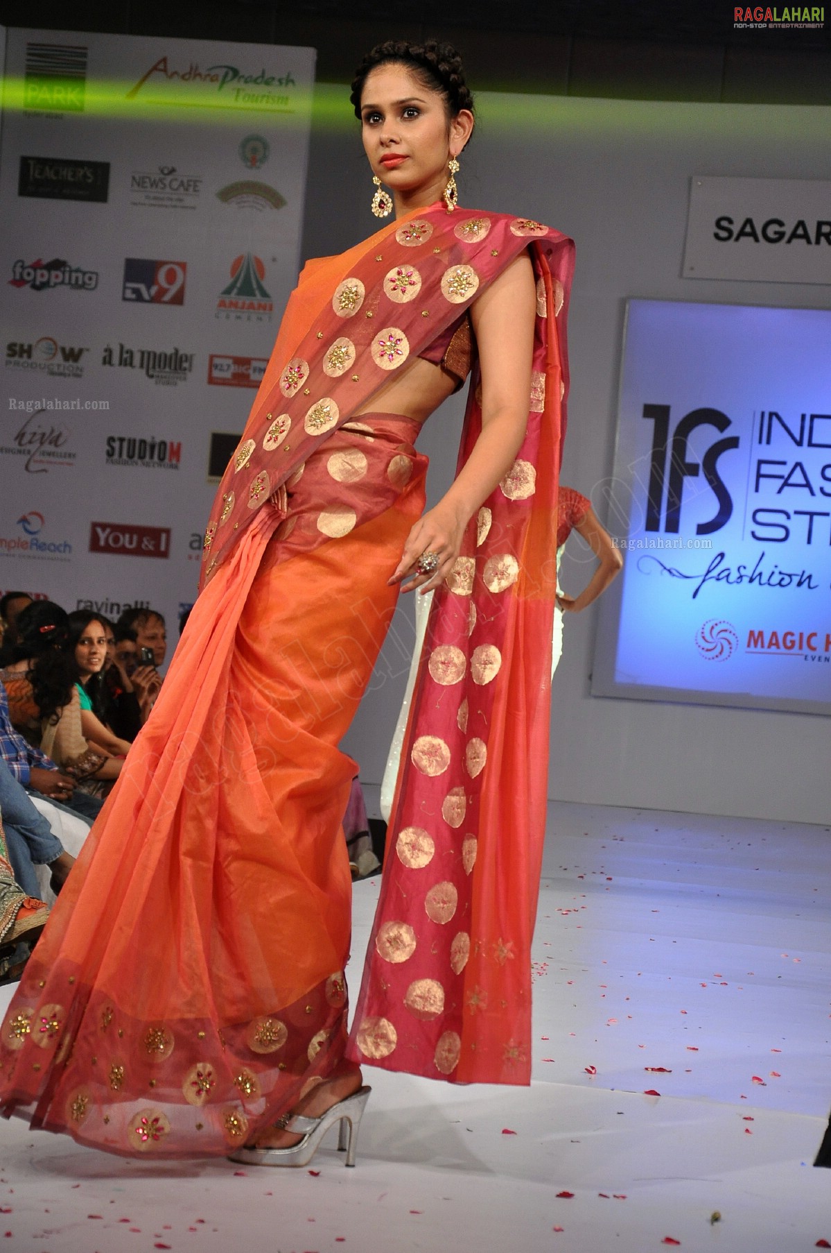 India Fashion Street - Fashion Tour 2012 (Day 2)