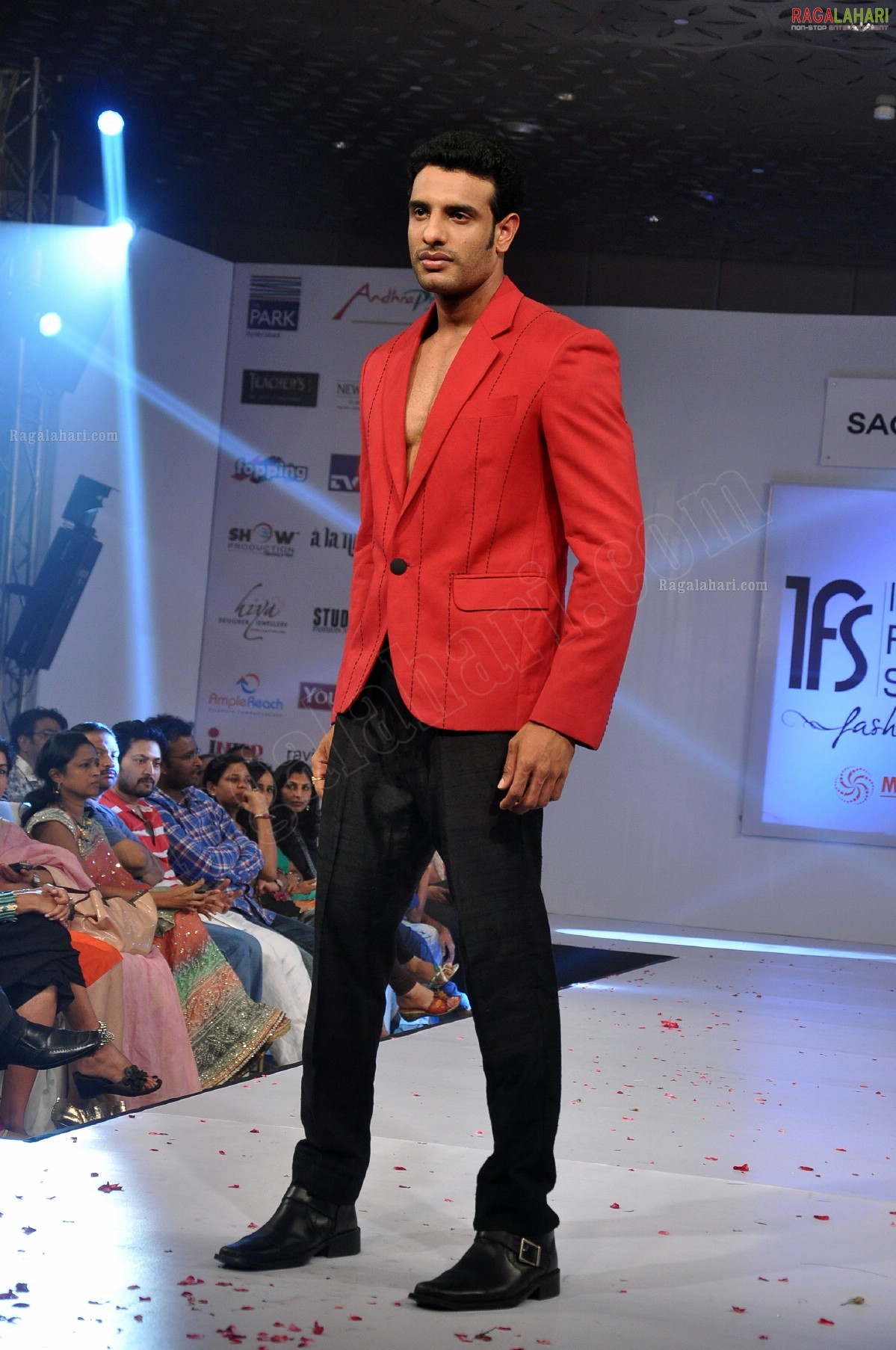 India Fashion Street - Fashion Tour 2012 (Day 2)