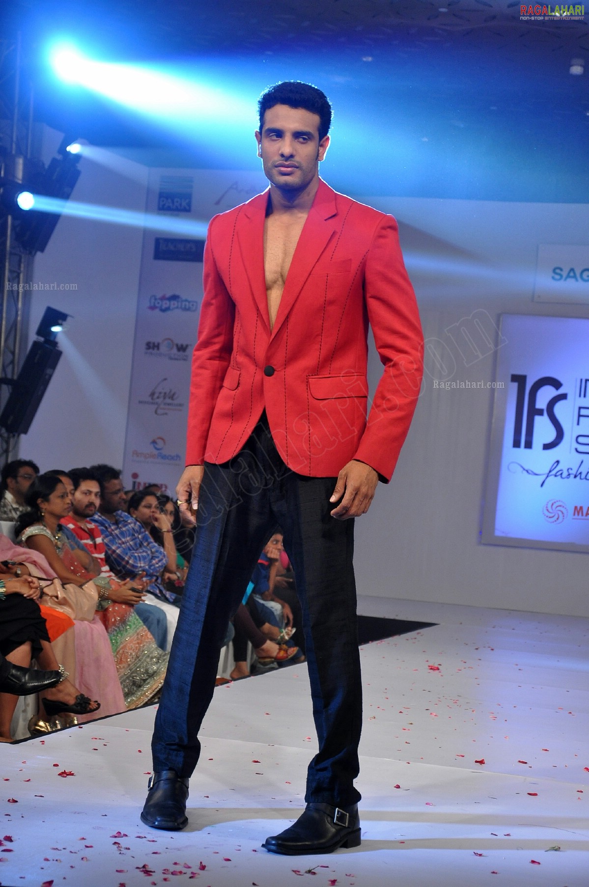 India Fashion Street - Fashion Tour 2012 (Day 2)