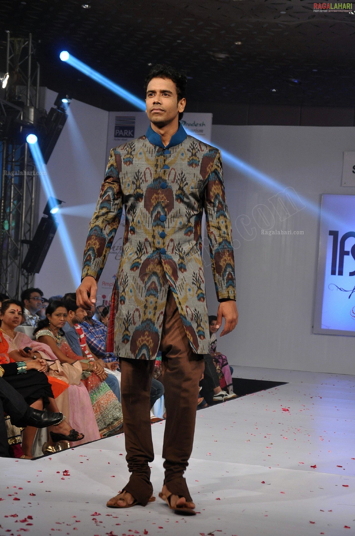 India Fashion Street - Fashion Tour 2012 (Day 2)