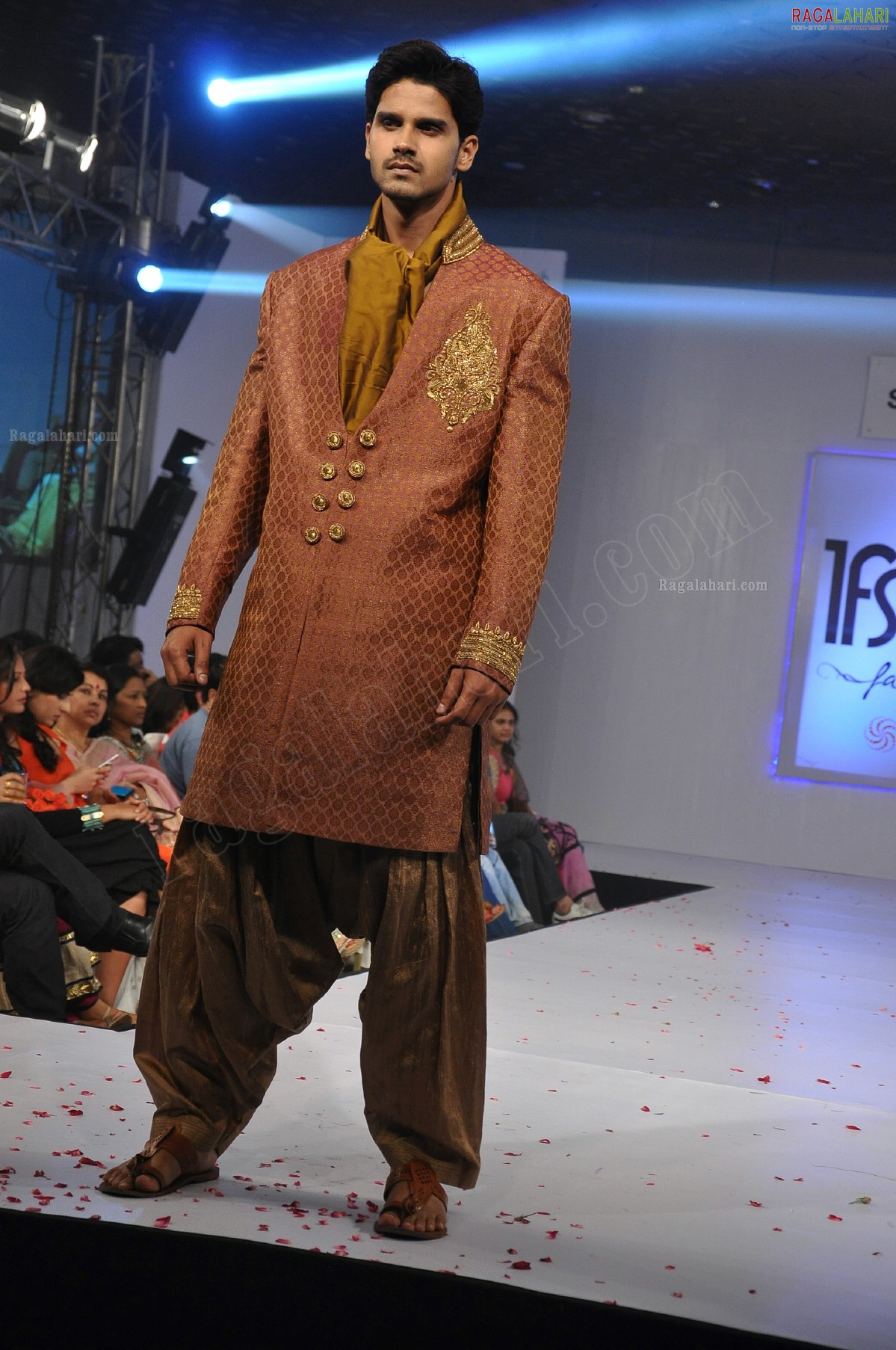 India Fashion Street - Fashion Tour 2012 (Day 2)