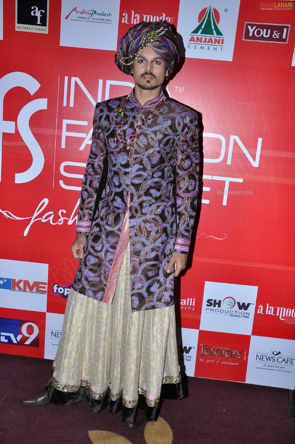 India Fashion Street - Fashion Tour 2012 (Day 2)