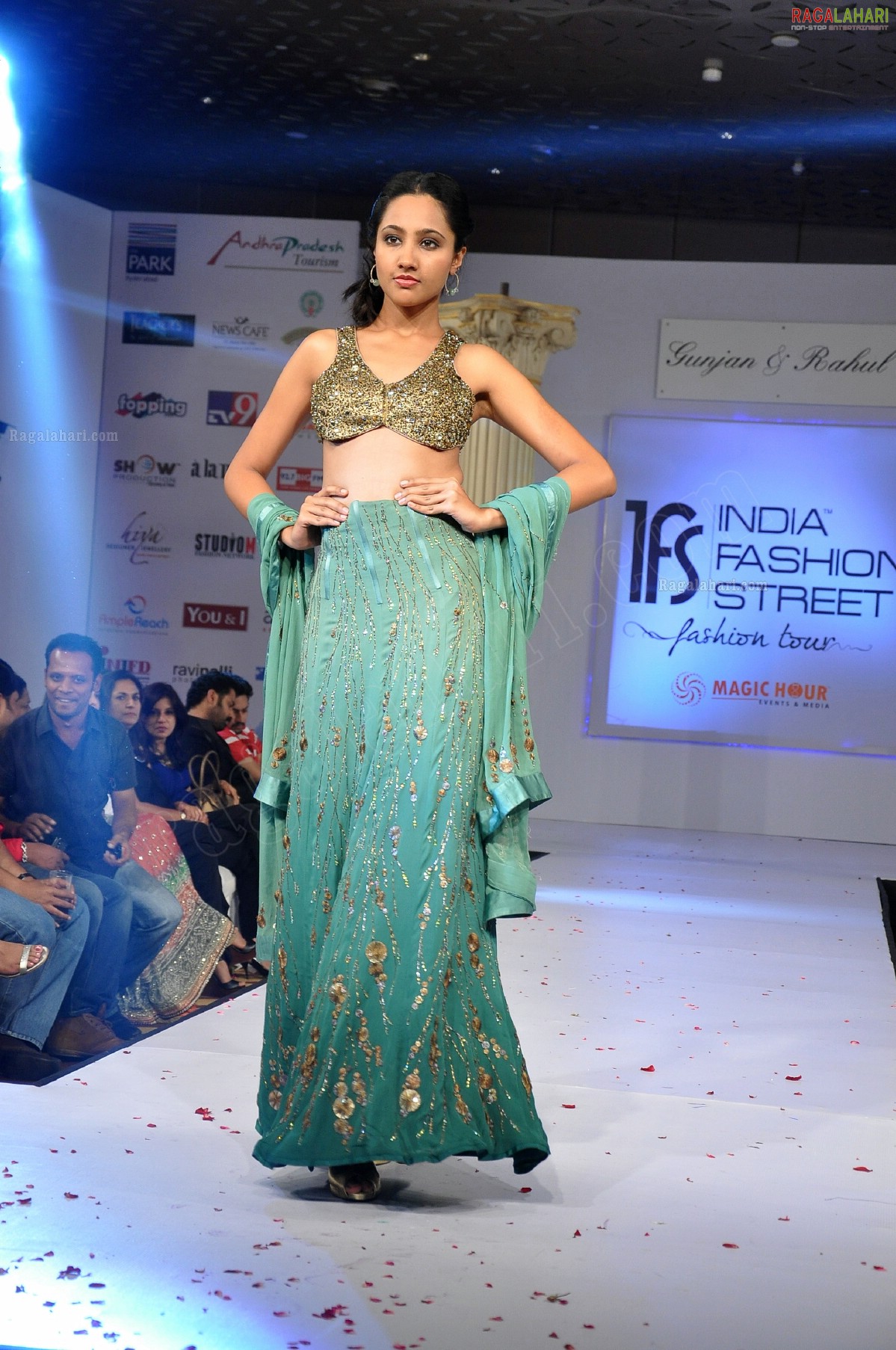 India Fashion Street - Fashion Tour 2012 (Day 2)