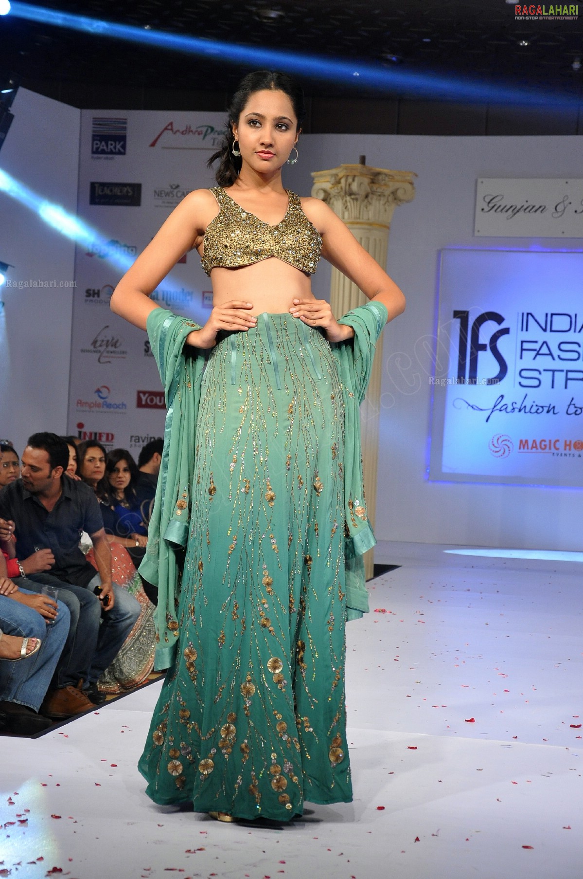 India Fashion Street - Fashion Tour 2012 (Day 2)