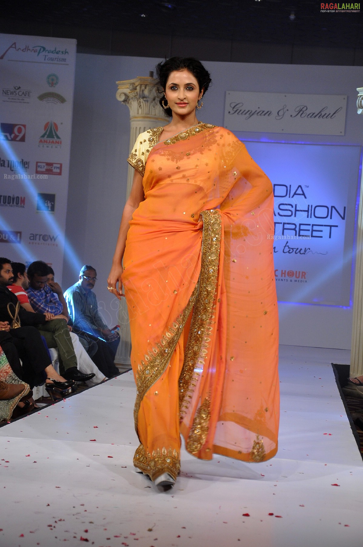 India Fashion Street - Fashion Tour 2012 (Day 2)