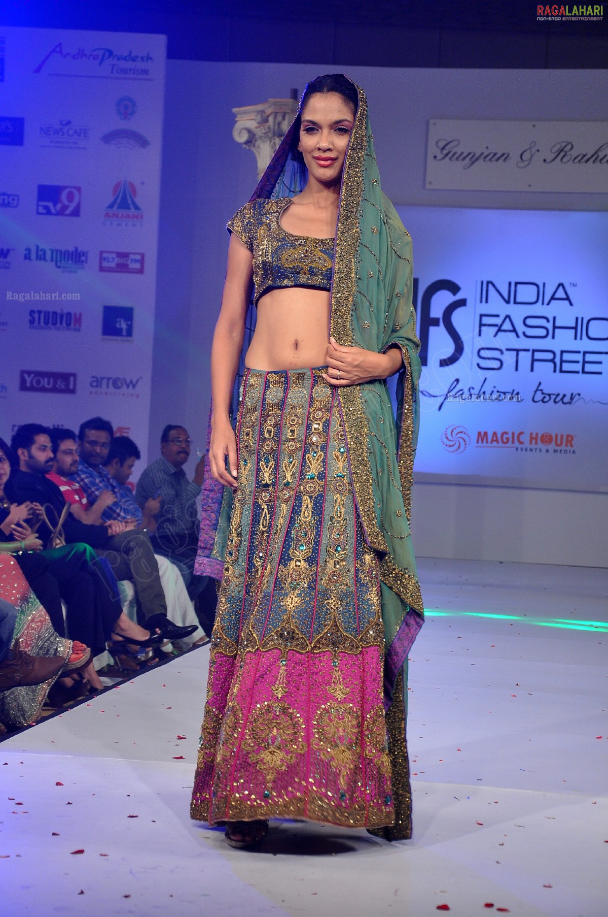 India Fashion Street - Fashion Tour 2012 (Day 2)