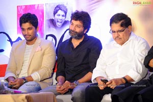 Julayi Double Platinum Disc Function