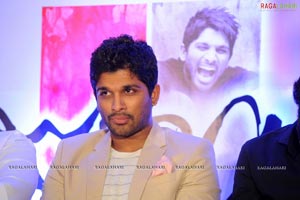 Julayi Double Platinum Disc Function