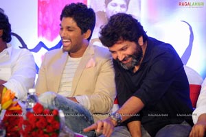 Julayi Double Platinum Disc Function