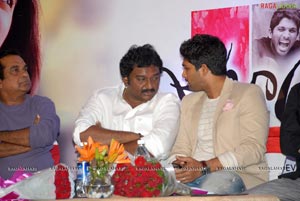 Julayi Double Platinum Disc Function