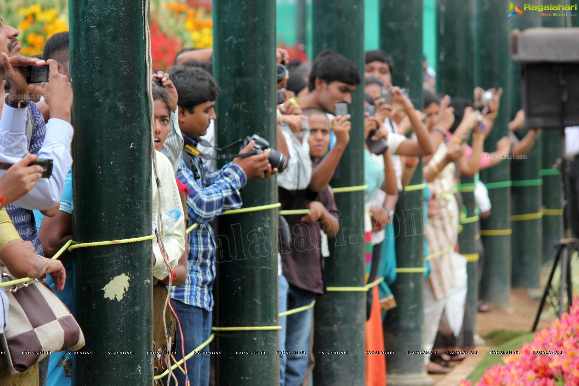 Lal Bagh Independence Day Flower Show (2012)