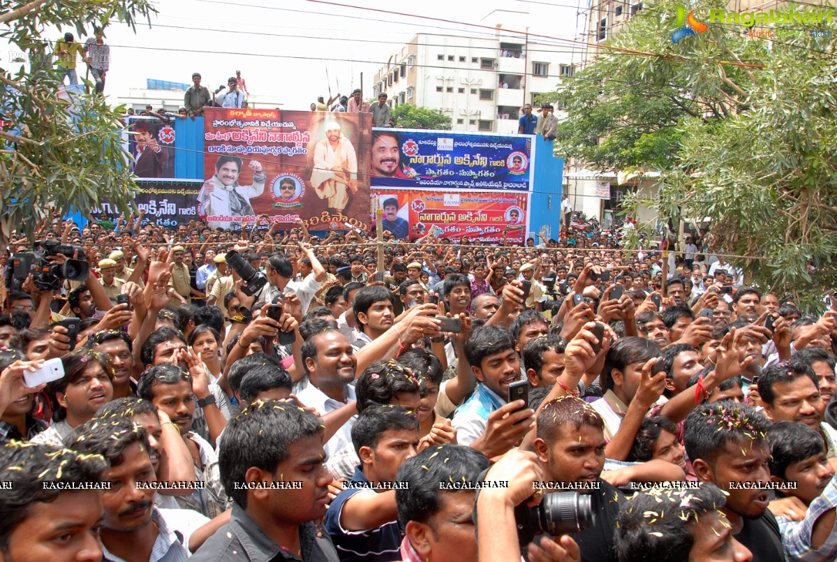 Nagarjuna launches Kukatpally Kalyan Jewellers