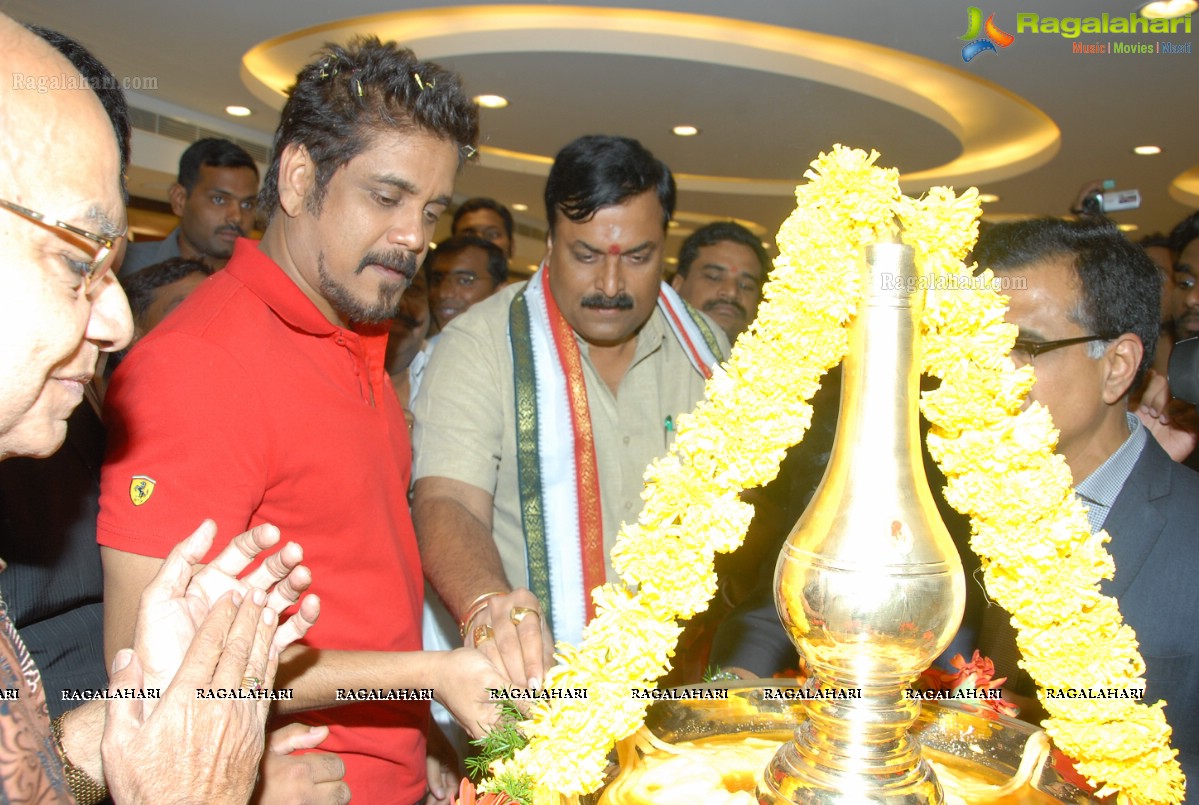 Nagarjuna launches Kukatpally Kalyan Jewellers