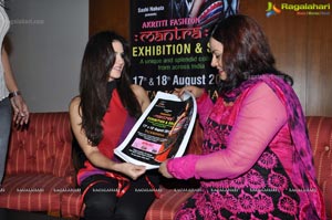 Sunny Leone promotes Akriti 2012 Exhibition/Sale, Hyderabad