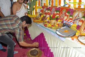 Navdeep Ritu Barmecha Vasul Raja Muhurat