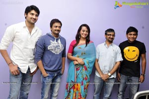 Teja's 1000 Abadhalu Pressmeet