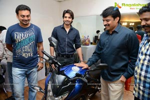 Adda Triple Platinum Disc Function Photos