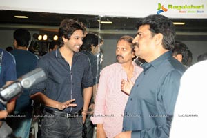 Adda Triple Platinum Disc Function Photos