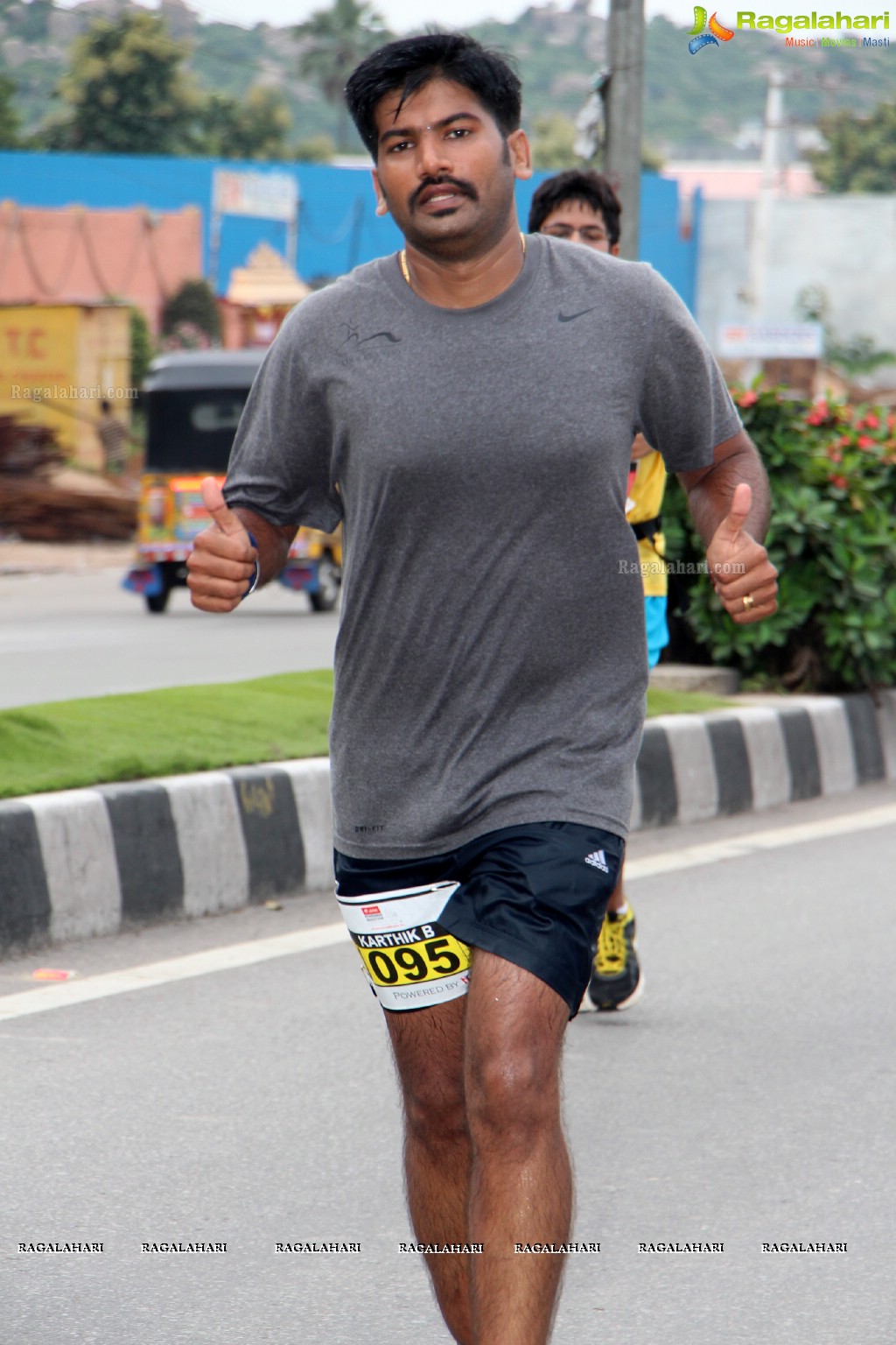 Airtel Hyderabad Marathon 2013