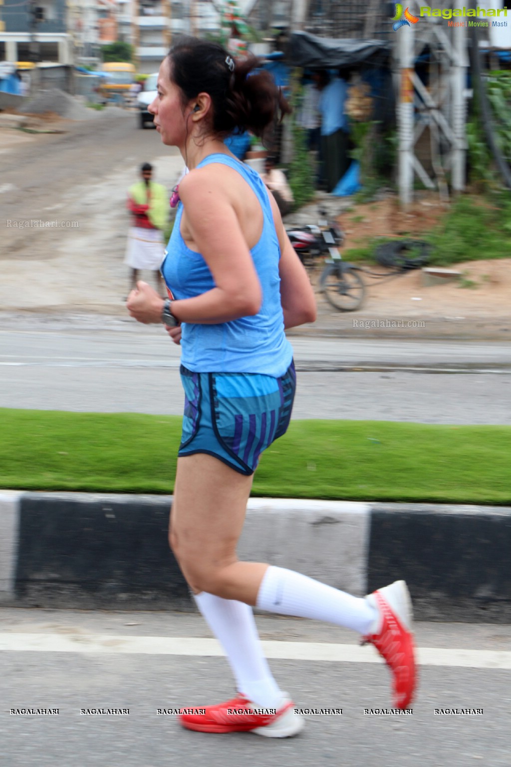 Airtel Hyderabad Marathon 2013