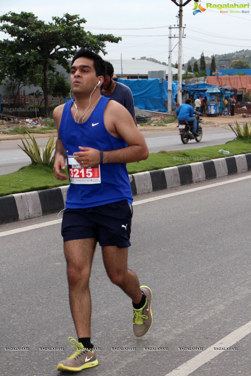 Airtel Hyderabad Marathon 2013