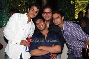 Akki Jain Birthday Party at Kismet