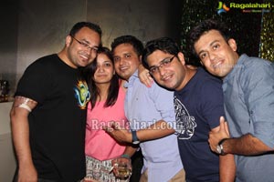 Akki Jain Birthday Party at Kismet