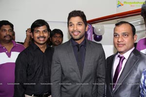 Allu Arjun Lot Mobiles Showroom Launch Photos