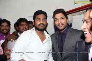 Allu Arjun Lot Mobiles Showroom Launch Photos