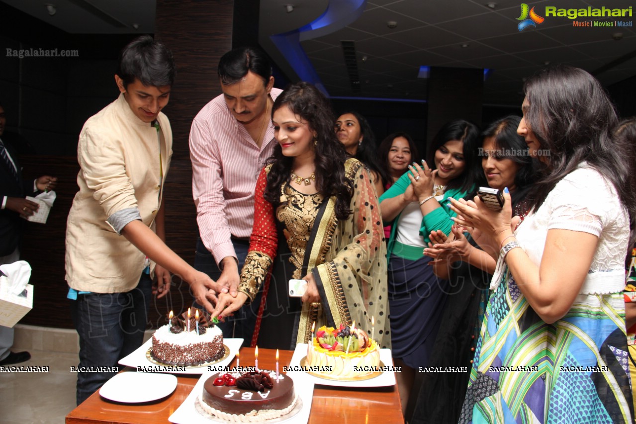 Bina Mehta's Birthday Party 2013 at Syn Asian Grill & Bar - Taj Deccan, Hyderabad