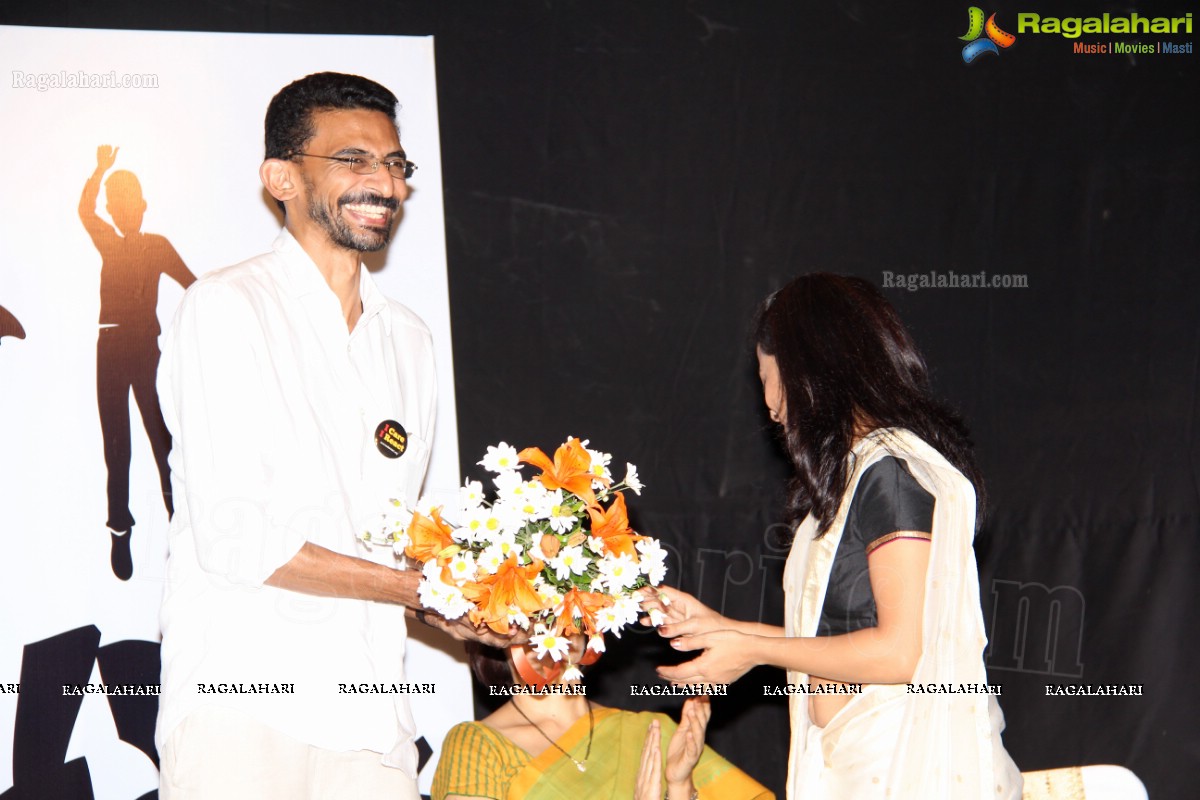 Amala Akkineni and Sekhar Kammula launches Body Talk in Hyderabad