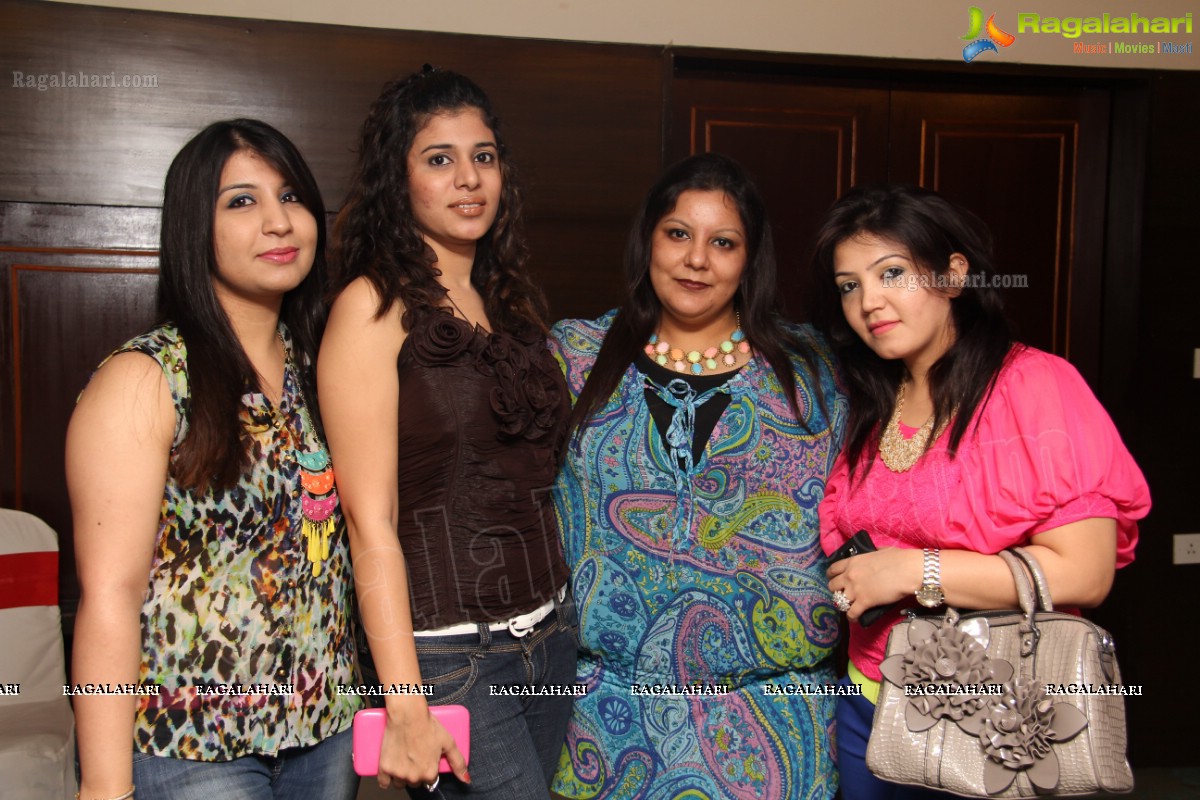 Gorgeous Girls Club Karaoke Event by Shikha and Sonia at Metro Hall, Hyderabad