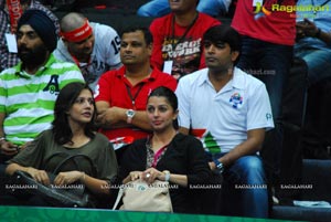 Celebs at Indian Badminton League 2013