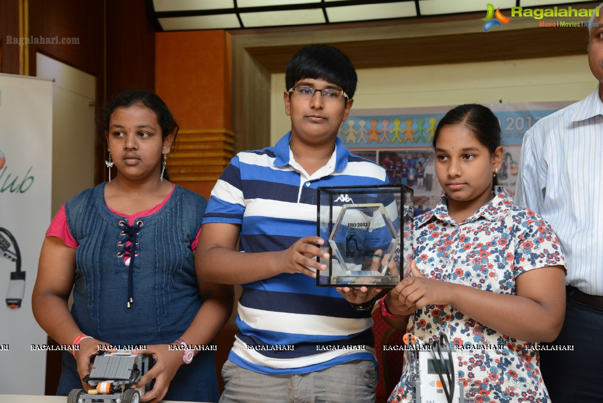 8th Indian Robot Olympiad 2013 Success Meet, Hyderabad