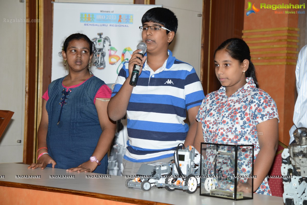 8th Indian Robot Olympiad 2013 Success Meet, Hyderabad