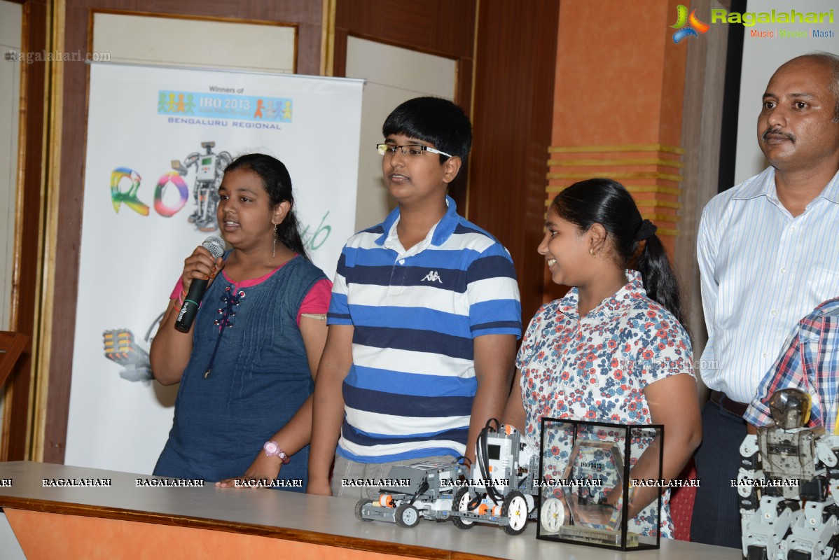 8th Indian Robot Olympiad 2013 Success Meet, Hyderabad