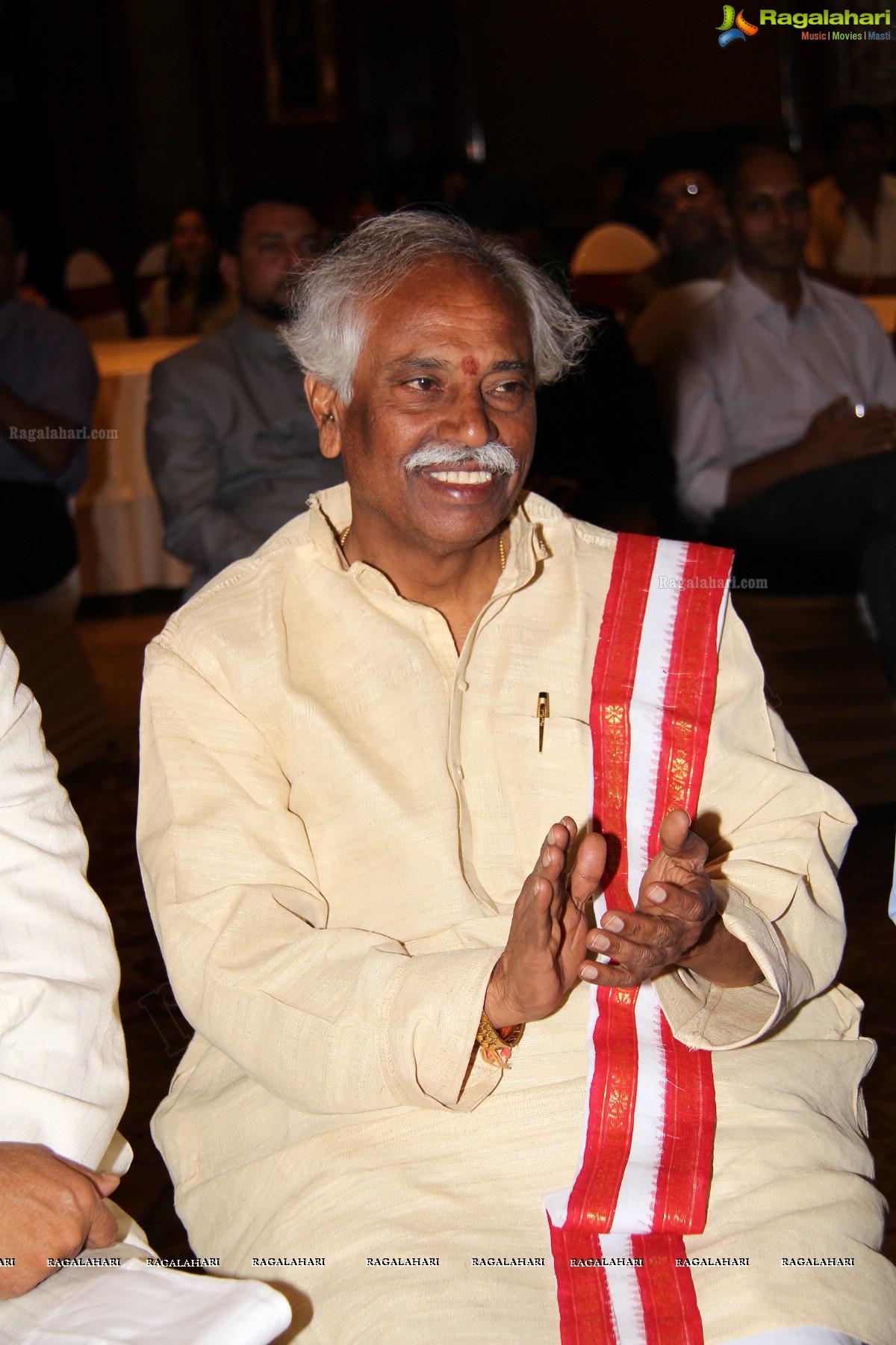 Jasha-Eid-E-Milap at Taj Krishna