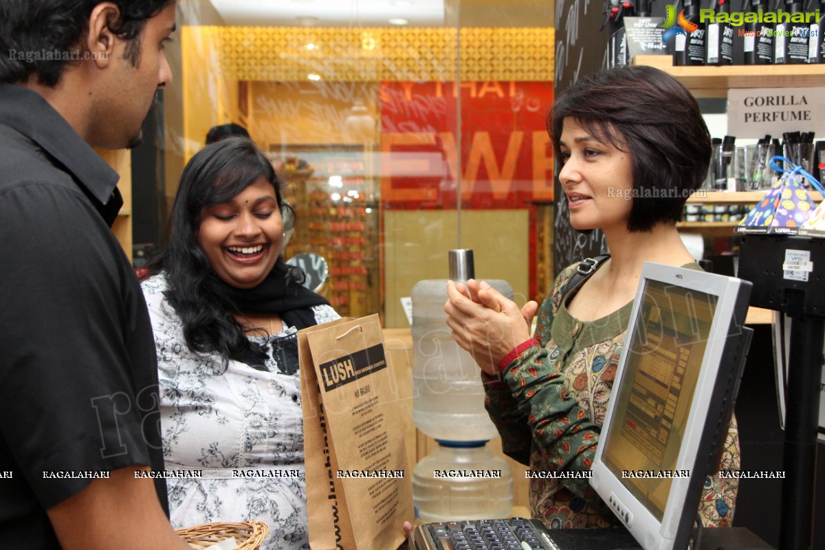 Amala Akkineni launches Charity Pot at Hyderabad Lush Stores