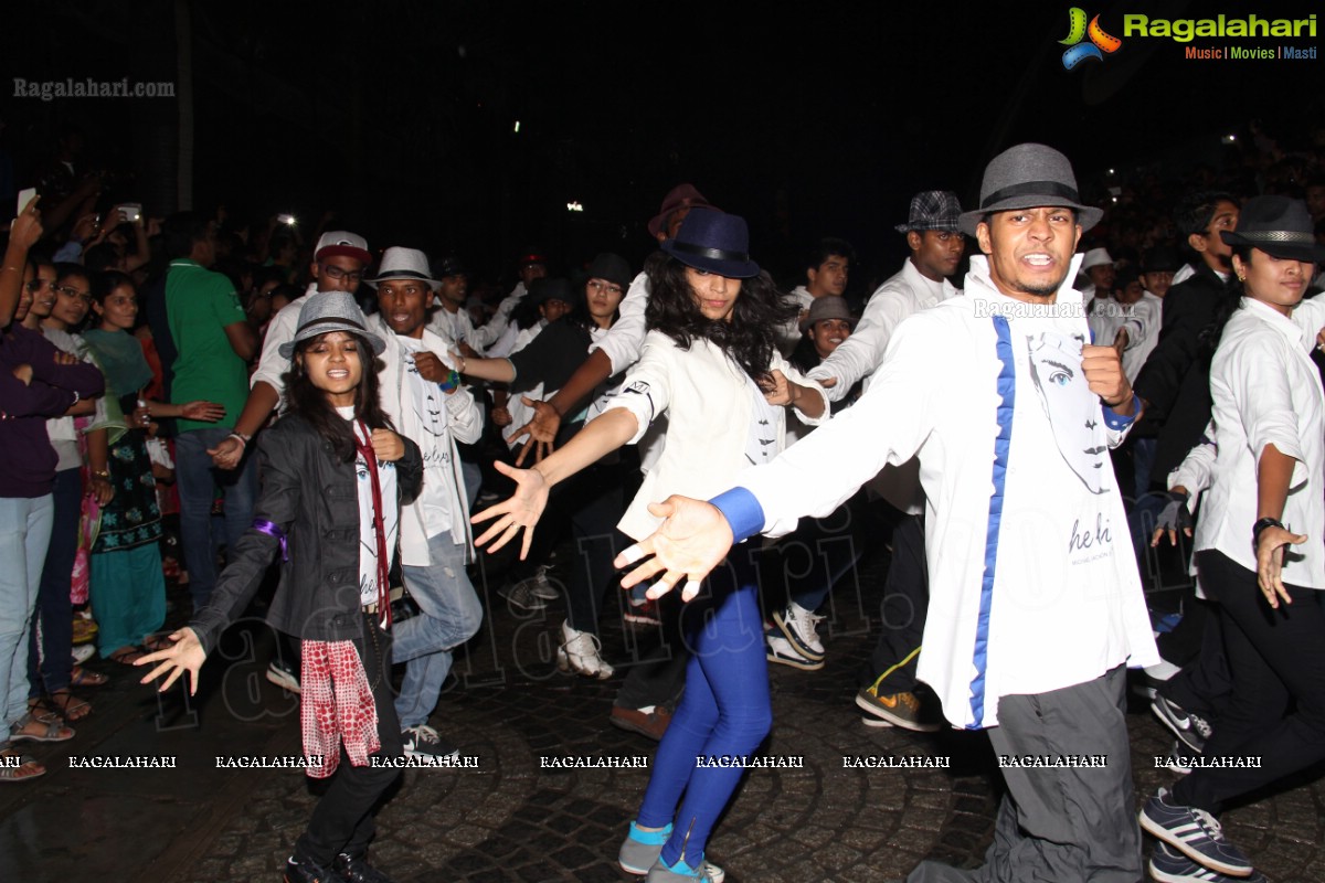 Tribute to MJ: Rams Step Up Dance Company's Flash Mob at Prasadz