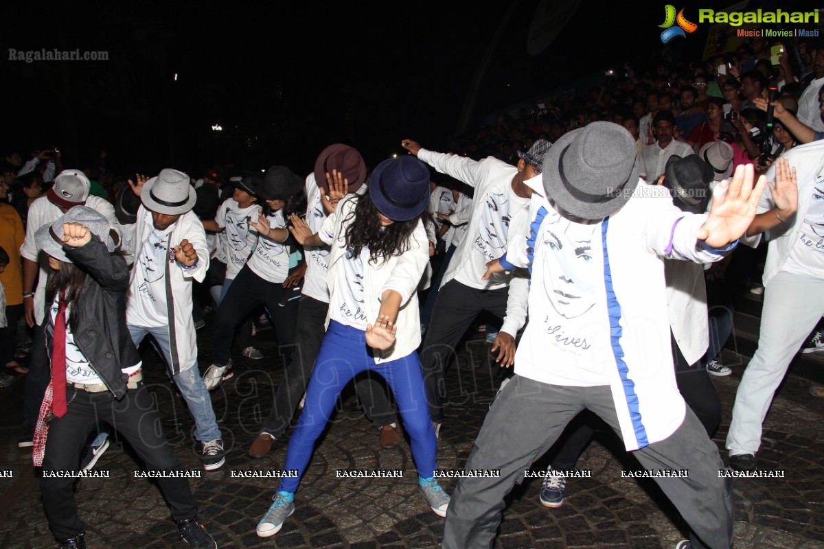 Tribute to MJ: Rams Step Up Dance Company's Flash Mob at Prasadz