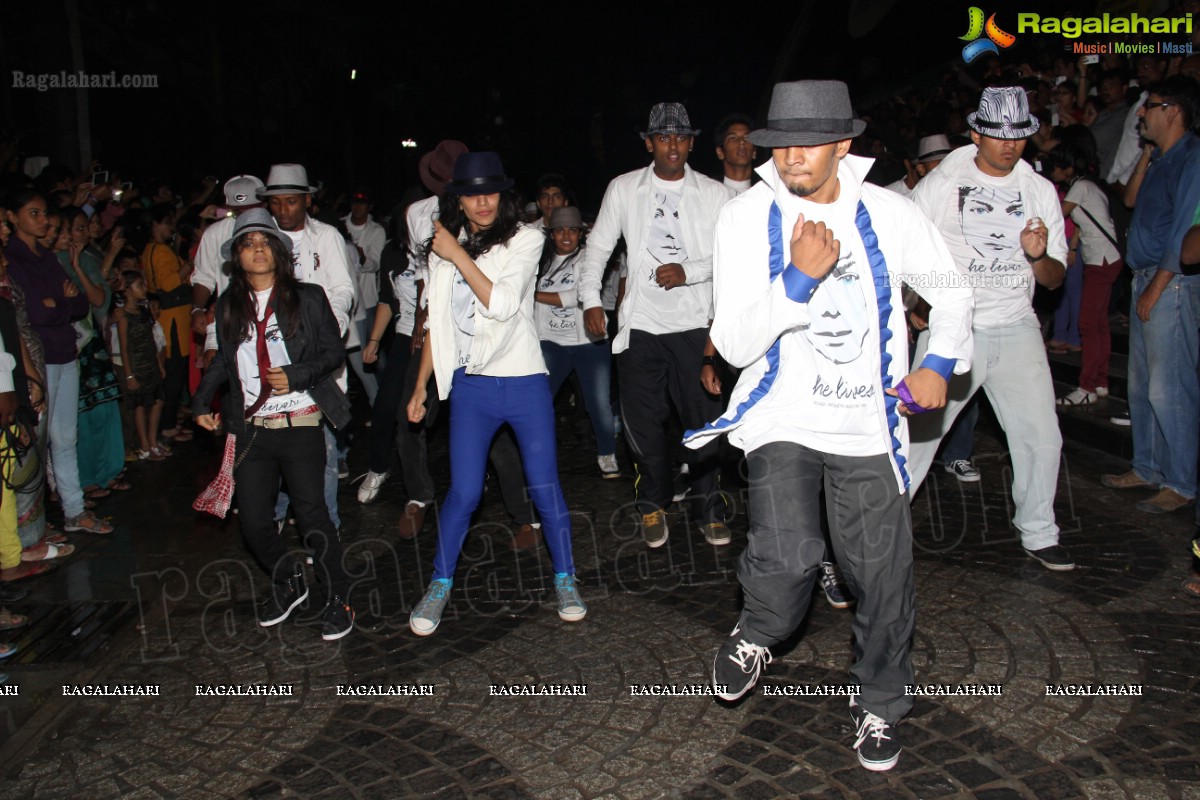 Tribute to MJ: Rams Step Up Dance Company's Flash Mob at Prasadz